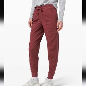 Lululemon Dance Studio Jogger Savannah Merlot Red Brown Women's 6